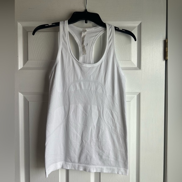 lululemon athletica White Tank Top - Picture 1 of 7